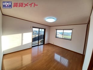 伊勢石橋駅 徒歩44分 2階の物件内観写真